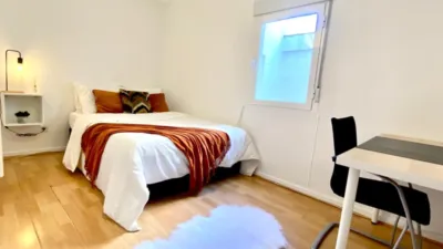 Habitación en alquiler en Calle de Bravo Murillo, cerca de Calle del Capitán Blanco Argibay, Valdeacederas (Distrito Tetuán. Madrid Capital) de 825 €<span>/mes</span>