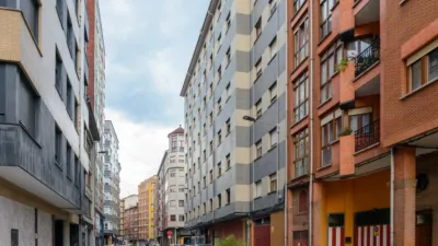 Piso en venta en Calle de Rafael Belderraín, La Felguera (Langreo) de 64.900 €