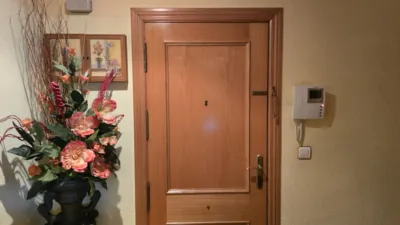 Flat for sale on Avinguda Periodista Rodolfo Salazar photo 3