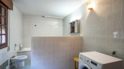 Casa en venta en Calle de San Ramón, 7, Cabo (Tremo, O). Municipio de Brión de 324.990 €