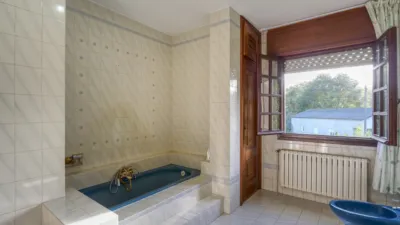 Casa en venta en Calle de San Ramón, 7, Cabo (Tremo, O). Municipio de Brión de 324.990 €
