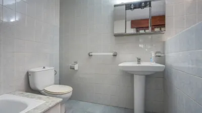 Casa en venta en Calle de San Ramón, 7, Cabo (Tremo, O). Municipio de Brión de 324.990 €