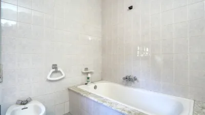 Casa en venta en Calle de San Ramón, 7, Cabo (Tremo, O). Municipio de Brión de 324.990 €