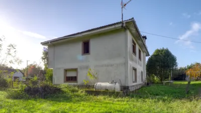 Casa en venta en Calle de San Ramón, 7, Cabo (Tremo, O). Municipio de Brión de 324.990 €