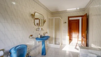 Casa en venta en Calle de San Ramón, 7, Cabo (Tremo, O). Municipio de Brión de 324.990 €