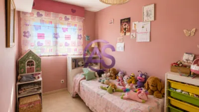 Apartment on Calle Paralela Sargento Provisional photo 8