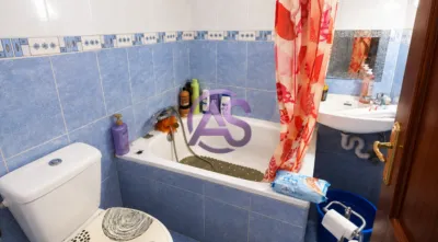 Apartment on Calle Paralela Sargento Provisional photo 6