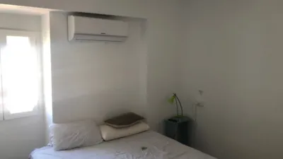 Habitación en alquiler en Calle Puerto del Escudo, Juan XXIII-Rochelambert (Distrito Cerro Amate. Sevilla Capital) de 550 €<span>/mes</span>