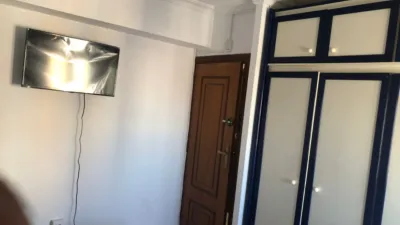 Habitación en alquiler en Calle Puerto del Escudo, Juan XXIII-Rochelambert (Distrito Cerro Amate. Sevilla Capital) de 550 €<span>/mes</span>