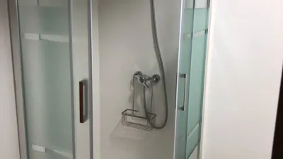 Habitación en alquiler en Calle Puerto del Escudo, Juan XXIII-Rochelambert (Distrito Cerro Amate. Sevilla Capital) de 550 €<span>/mes</span>