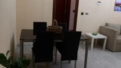 Apartamento en alquiler en Calle de José Recuerda Rubio, La Buhaira-San Bernardo (Distrito Nervión. Sevilla Capital) de 950 €<span>/mes</span>