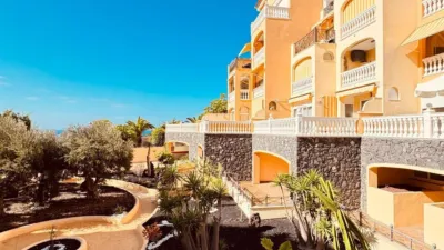Dúplex en venta en Avenida Juan Carlos Primero, Número 52, Los Cristianos (Arona) de 549.950 €