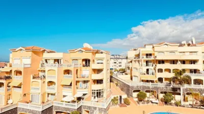 Dúplex en venta en Avenida Juan Carlos Primero, Número 52, Los Cristianos (Arona) de 549.950 €