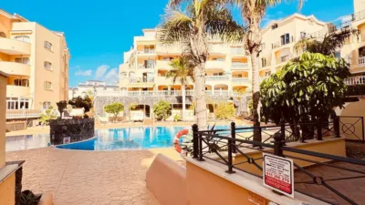 Dúplex en venta en Avenida Juan Carlos Primero, Número 52, Los Cristianos (Arona) de 549.950 €