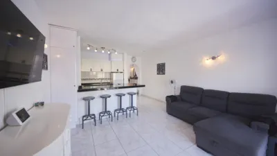 Apartamento en venta en Avenida Londres, 4, Los Cristianos (Arona) de 290.000 €