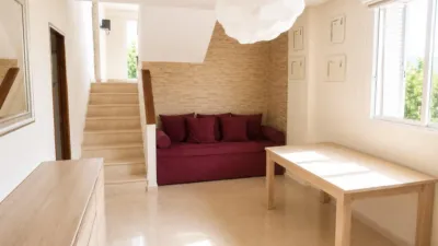 Top-floor apartment on Calle del Sargento Provisional photo 9