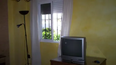 Ático en alquiler en San Bartolomé-Judería, San Bartolomé-Judería (Distrito Casco Antiguo. Sevilla Capital) de 850 €<span>/mes</span>