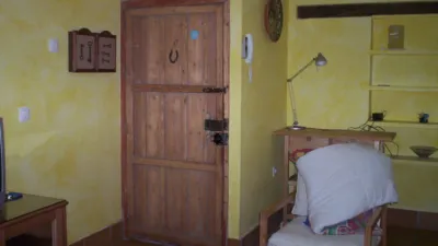 Ático en alquiler en San Bartolomé-Judería, San Bartolomé-Judería (Distrito Casco Antiguo. Sevilla Capital) de 850 €<span>/mes</span>