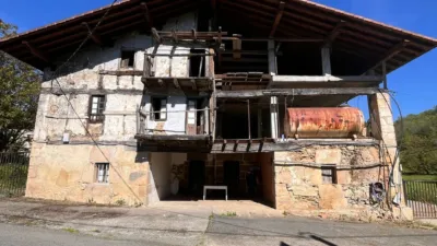 Rustic chalet at Calle Olabarri, No. 16 photo 2