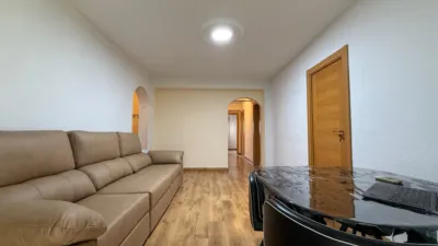 Habitación en alquiler en Calle de Pradilla, Carolinas (Distrito Pla-Carolinas. Alicante - Alacant) de 400 €<span>/mes</span>