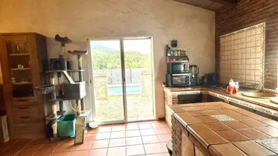 Single-family chalet on Peña Street photo 4