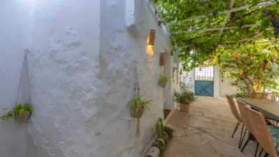 Rustic chalet on Calle Betis photo 12