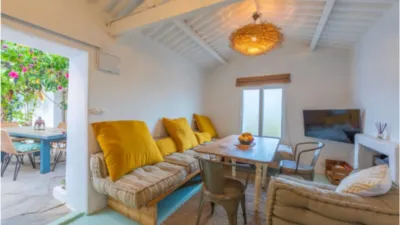 Rustic chalet on Calle Betis photo 14
