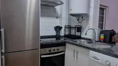 Piso en alquiler en Calle Valdés Leal, Centro (Córdoba Capital) de 1.000 €