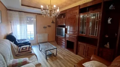 Piso en alquiler en Calle de Gonzalo de Berceo, Alberite de 525 €<span>/mes</span>
