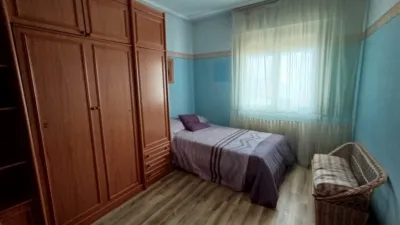 Piso en alquiler en Calle de Gonzalo de Berceo, Alberite de 525 €<span>/mes</span>