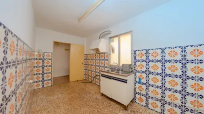 Flat on Calle Melilla photo 4