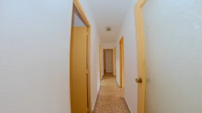 Flat on Calle Melilla photo 18