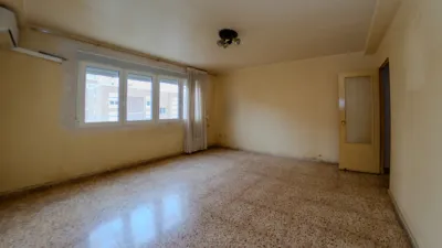 Flat on Calle Melilla photo 3