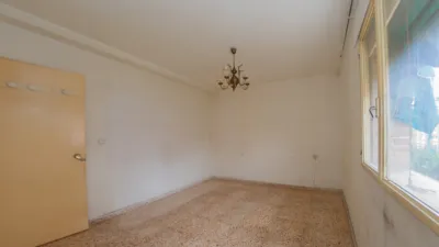 Flat on Calle Melilla photo 13