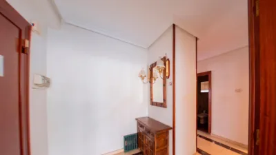 Apartment on Ronda de Garay photo 29