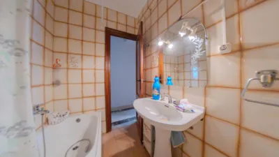 Apartment on Ronda de Garay photo 30