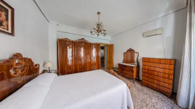 Flat for sale on Calle Floridablanca photo 4