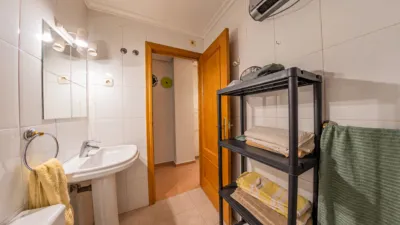 Apartment on Vara de Rey Street photo 11