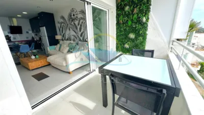 Apartamento en venta en Carrer de Joan Timoneda, cerca de Carrer de Bernat Fenollar, Port Esportiu-Canyelles-Puig Rom (Roses) de 277.000 €
