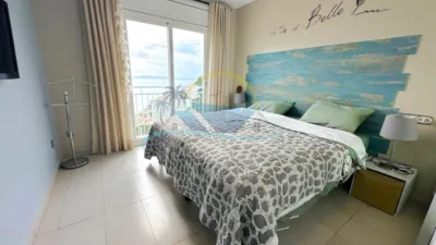 Apartamento en venta en Carrer de Joan Timoneda, cerca de Carrer de Bernat Fenollar, Port Esportiu-Canyelles-Puig Rom (Roses) de 277.000 €