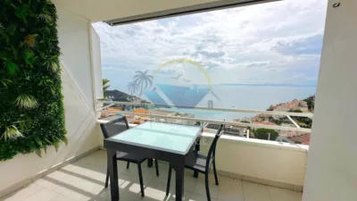 Apartamento en venta en Carrer de Joan Timoneda, cerca de Carrer de Bernat Fenollar, Port Esportiu-Canyelles-Puig Rom (Roses) de 277.000 €