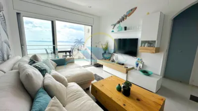 Apartamento en venta en Carrer de Joan Timoneda, cerca de Carrer de Bernat Fenollar, Port Esportiu-Canyelles-Puig Rom (Roses) de 277.000 €