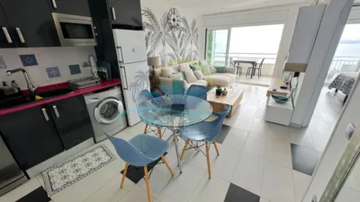 Apartamento en venta en Carrer de Joan Timoneda, cerca de Carrer de Bernat Fenollar, Port Esportiu-Canyelles-Puig Rom (Roses) de 277.000 €