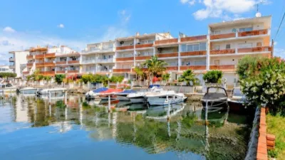 Apartment on Port Empordà Street, 17487, Empuriabrava, Girona, E photo 4