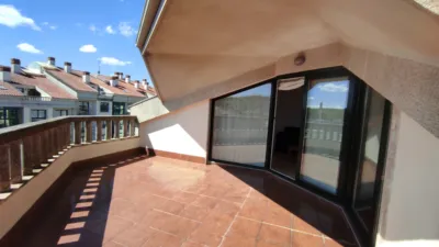 Penthouse on Avenida Xosé Cuíña, 5 photo 2
