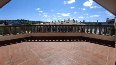 Penthouse on Avenida Xosé Cuíña, 5 photo 3