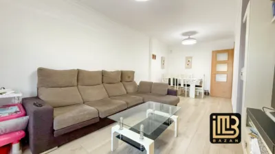 Piso en venta en Camino de los Castillejos, Nueva Málaga-Miraflores (Distrito Bailén-Miraflores. Málaga Capital) de 350.000 €