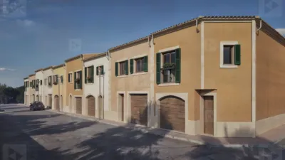Terraced house on Francesc Talladas 'Historiador' Street photo 8