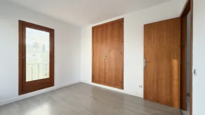House on Carrer de Florida photo 41