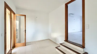 House on Carrer de Florida photo 19